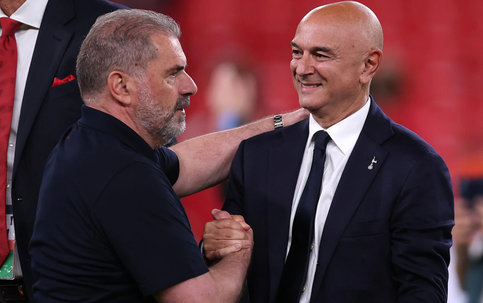 电讯报：澳波仍可能被热刺解雇，列维正在权衡利弊